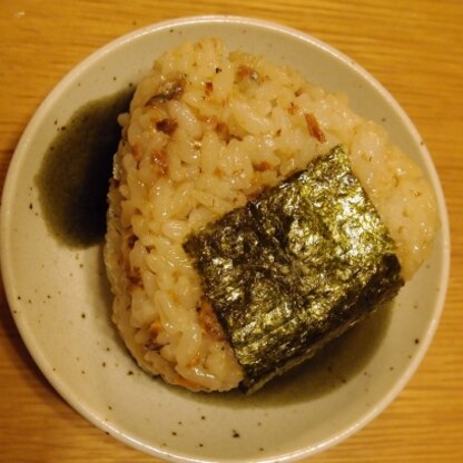 ご飯に蒲焼きの甘めのタレが染みて、美味しいおにぎりでした
ご馳走様でした